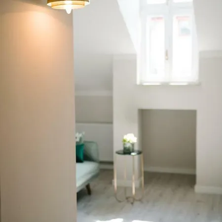 Apartament-studio W Starym Miescie Na Cichej Ulicy