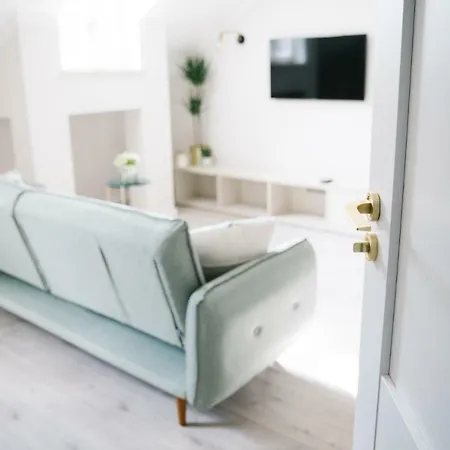 Apartament-studio W Starym Miescie Na Cichej Ulicy *